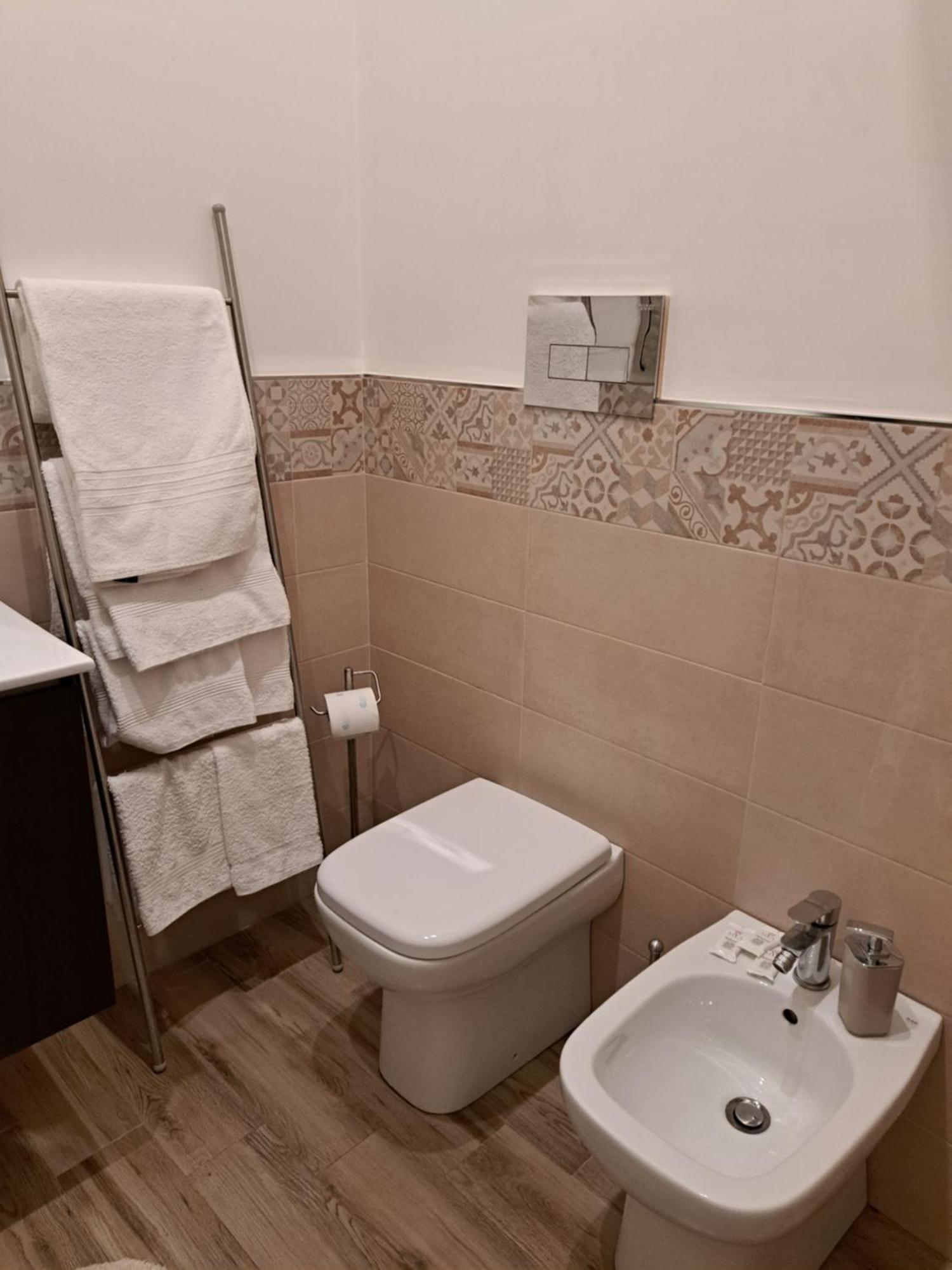 Immacolatella Guest House Palermo Buitenkant foto